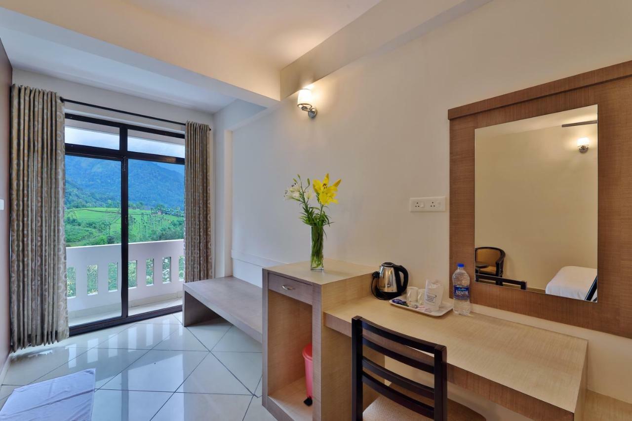 Tea Castle Munnar Hotel ภายนอก รูปภาพ