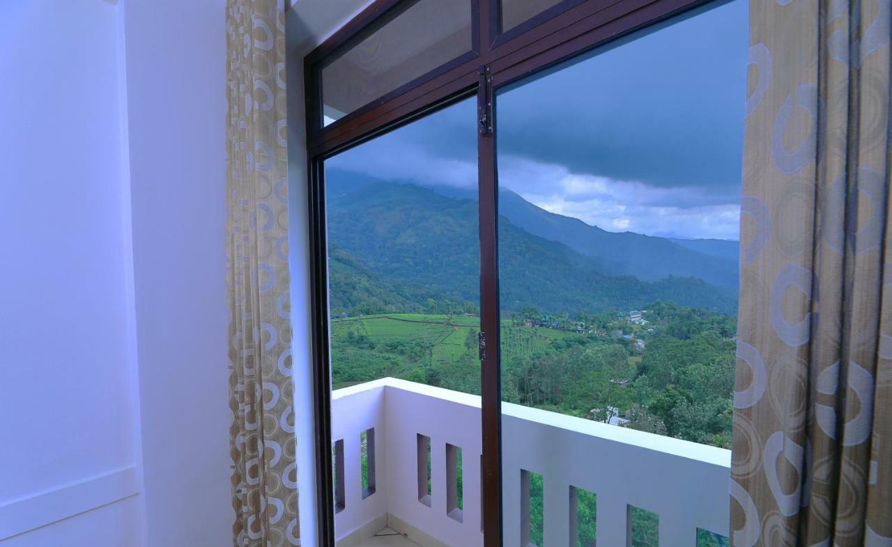 Tea Castle Munnar Hotel ภายนอก รูปภาพ